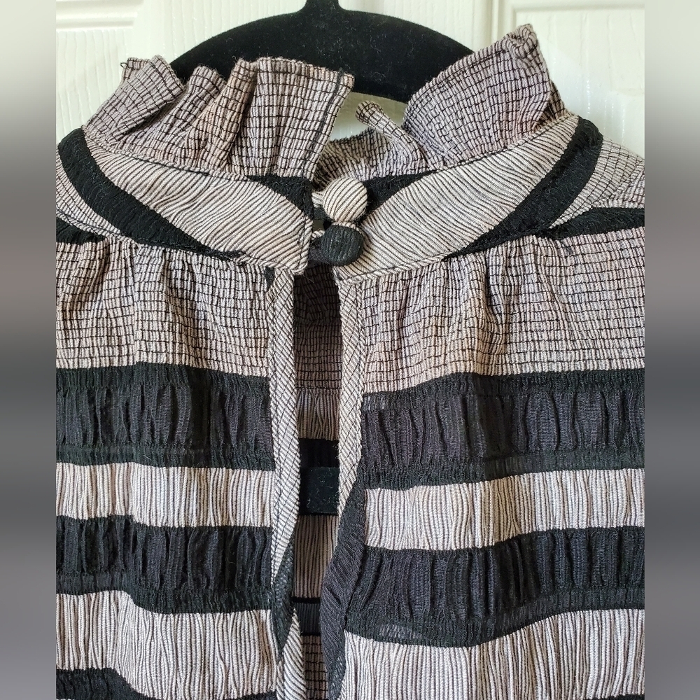 Hunter Bell “The Monroe” Top- Black and Gray/ Size Small - Picture 6 of 9